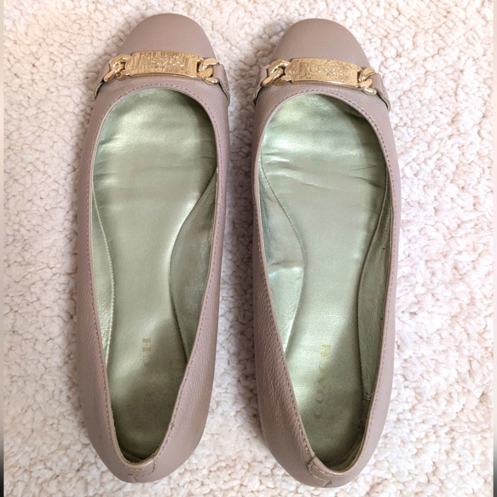 COACH pinky-beige ballet flats